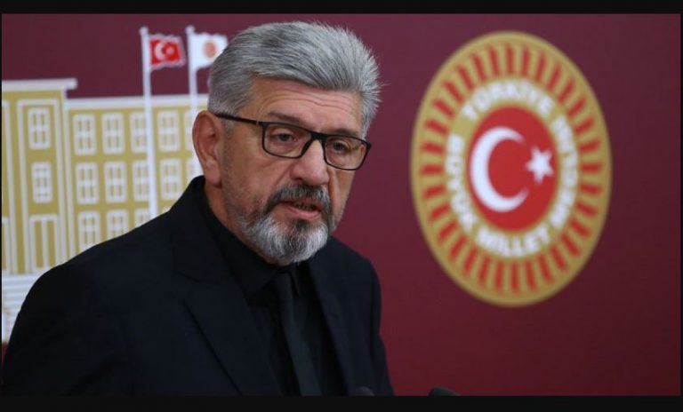 “Seçimde aktif rol alan bazı bakanlar, telefonla YSK üyelerini arıyor”