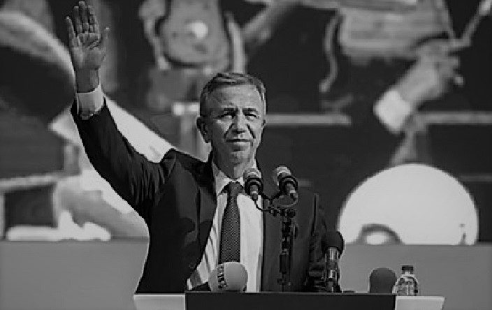 Mansur Yavaş ‘Martın sonu bahar’ şarkısıyla kutladı, Özhaseki kayboldu