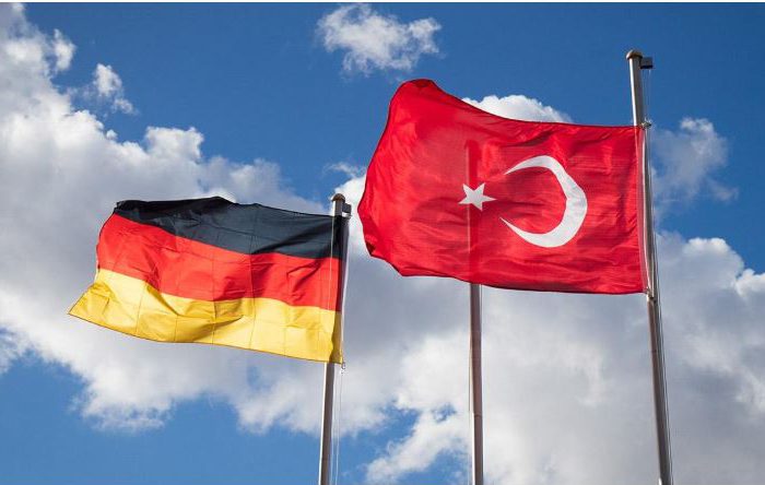 Almanya Dışişleri’nden Türkiye’ye ‘işkence’ tepkisi… Cem Özdemir: Sorumlular Almanya’ya girişte gözaltına alınmalı