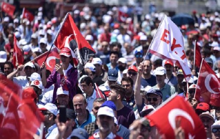 EYT’liler Yenikapı mitinginde buluştu
