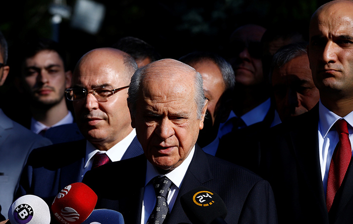 İddia: ‘‘Siyasete devam edemeyebilir’           MHP: Ayıp oluyor!