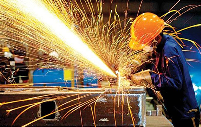 Büyüme tahminlerin altında kaldı: İkinci çeyrekte ekonomi daraldı