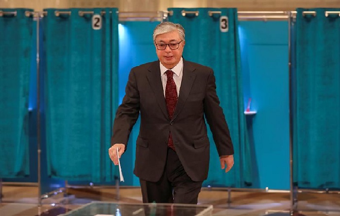 Kazakistan’da cumhurbaşkanlığı seçimi: Sandık çıkış anketlerine göre Tokayev kazandı