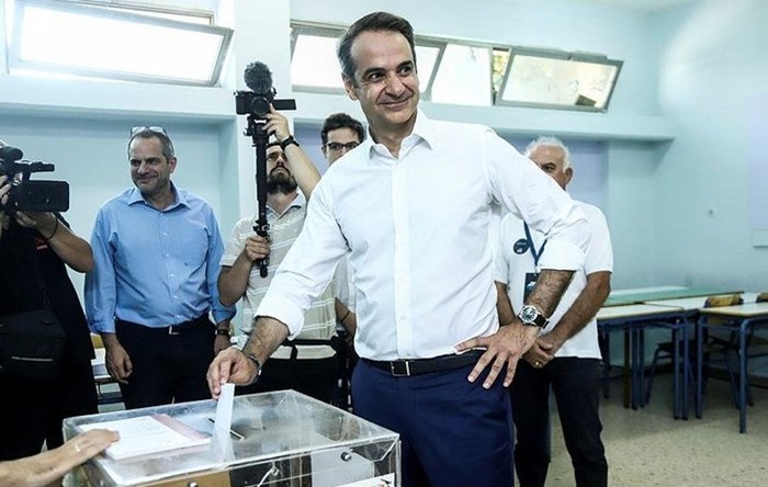 Yunanistan’da iktidar değişti: Kazanan Miçotakis oldu, aşırı sağ büyük oy kaybetti