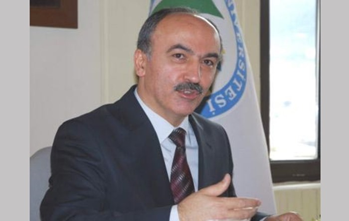 Vekil ve belediye başkanı olarak seçilemediği Giresun’a rektör oldu