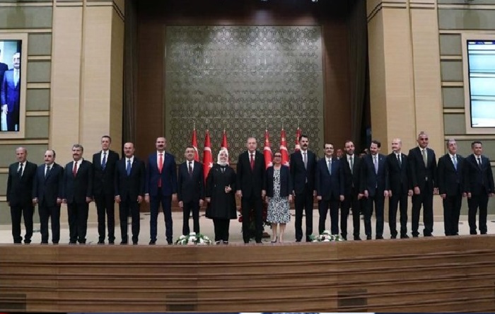 Dört bakan kabine dışı kalabilir