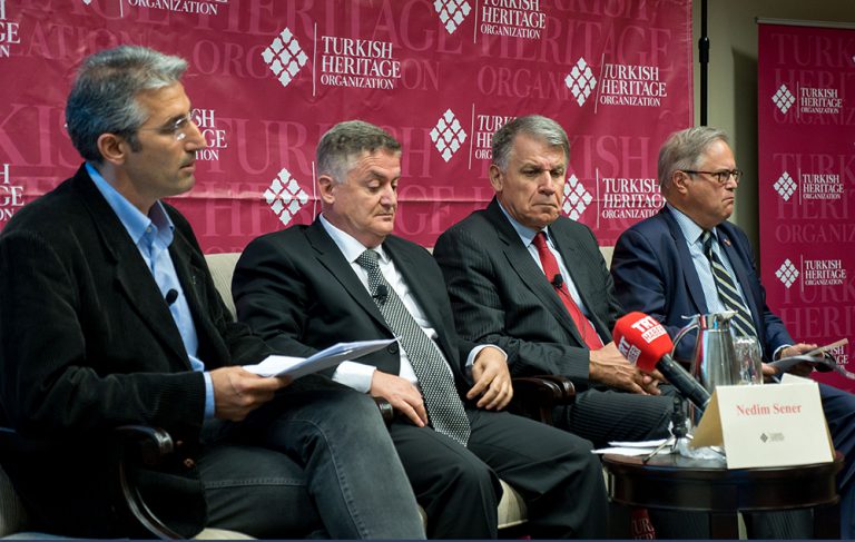 Eski FBI ajanı: Türk işadamı Alptekin, Gülen’i ‘suçlu’ göstermek için sahte delil üretmemizi istedi