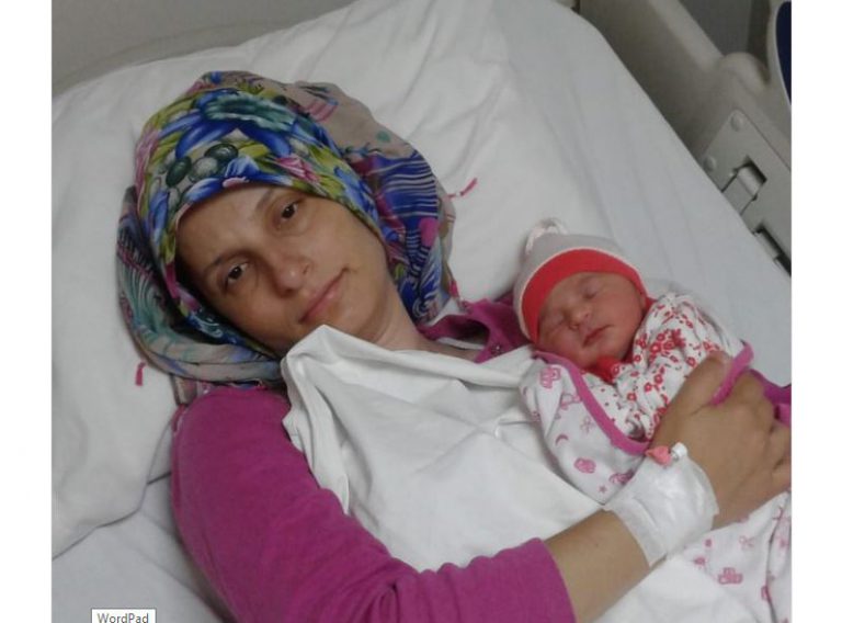 Yeni Türkiye’nin değişmez tablosu: Polis, lohusa anne ve bebeğini gözaltına almak için nöbette