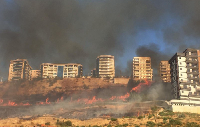 İzmir Karabağlar’daki yangın 3. gününde kontrol altına alındı; Bayraklı’da ise yeni yangın çıktı