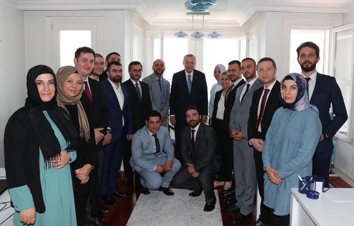 Erdoğan ‘Pelikancılar’la buluştu