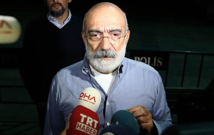Kristal Denizalti Denemeler Ahmet Altan Nadir Kitap