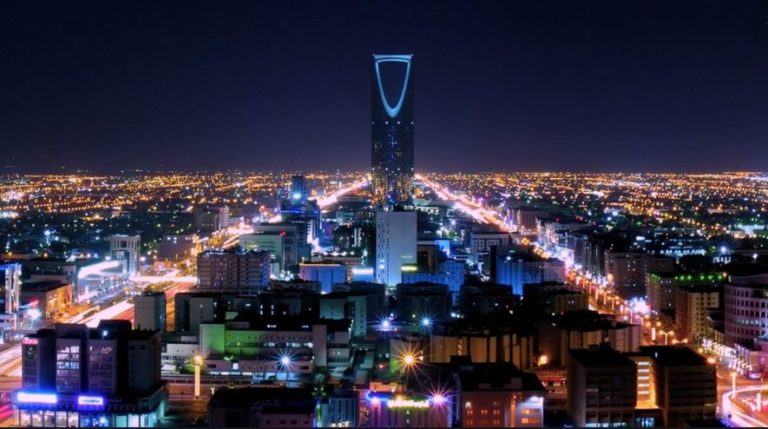 Suudi Arabistan, ülkeyi turizme açıyor