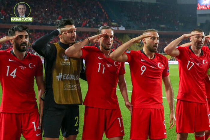 Kötü geleneğimiz: Milli marş ıslıklamak 