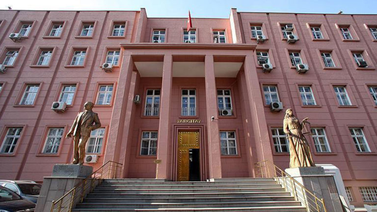 Yargıtay, ‘makam odasında cinsel ilişki’ iddiasını yalanladı