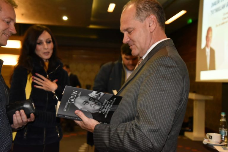 Bir pastörün gözünden Gülen ve Hizmet Hareketi: ‘Otoriter rejimler Gülen Hareketi’ni sevmez’