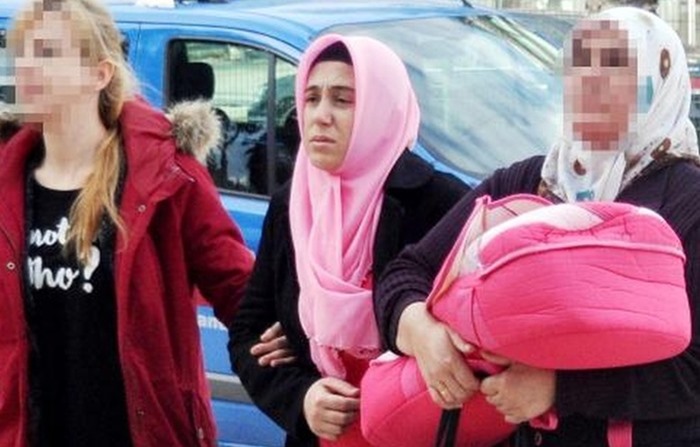 Sembol anne konuştu: “Hastanedeki odama 4 polis girdi; kadın savcı ‘hemen nezarete konsun’ talimatı vermiş”
