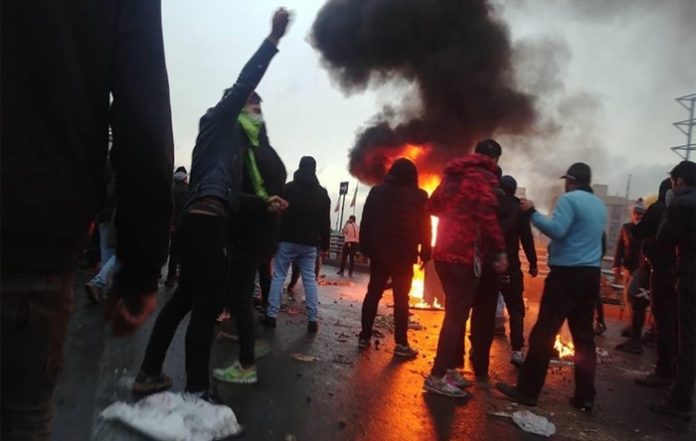 iran benzin protesto3