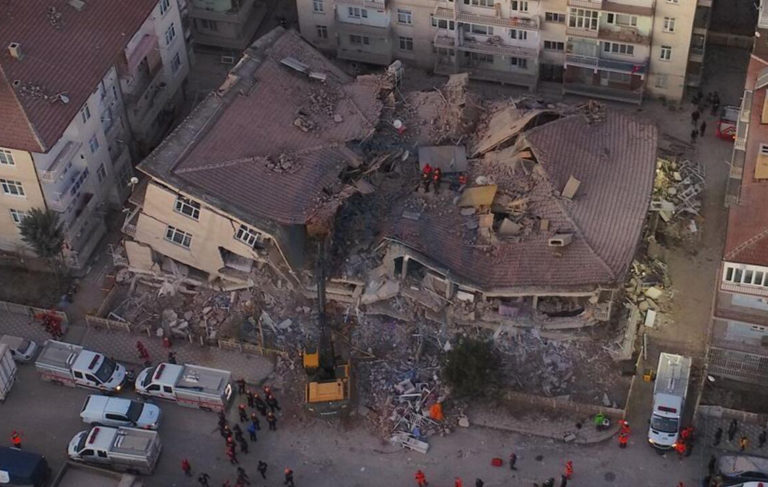 Kamuoyu bu soruya cevap bekliyor: Deprem vergileri ne oldu?