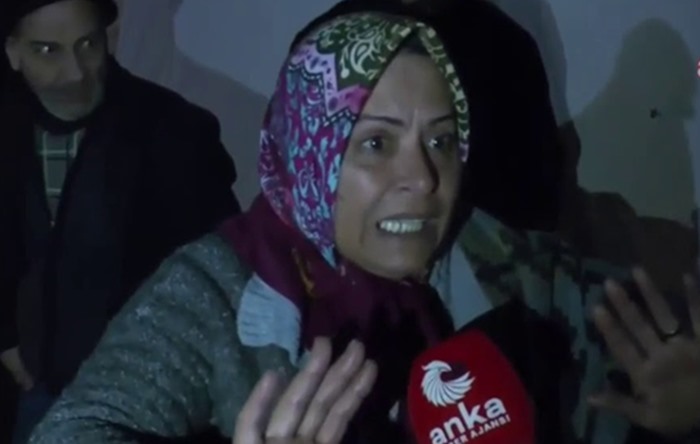 Depremzede kadının isyanı: ‘Dışarıda daha fazla afet yaşıyoruz’