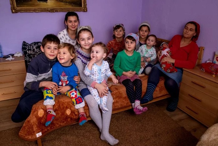 Romanya’nın en geniş ailesi; 42 yaşında 20 kez anne oldu
