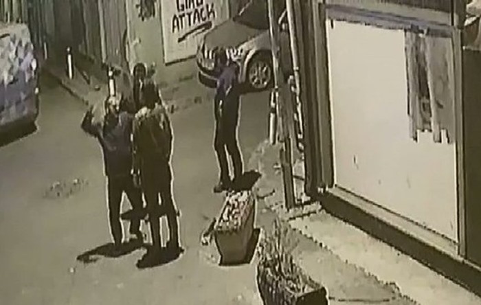 O anlar kayda girdi: İşçisini döverek öldürdü