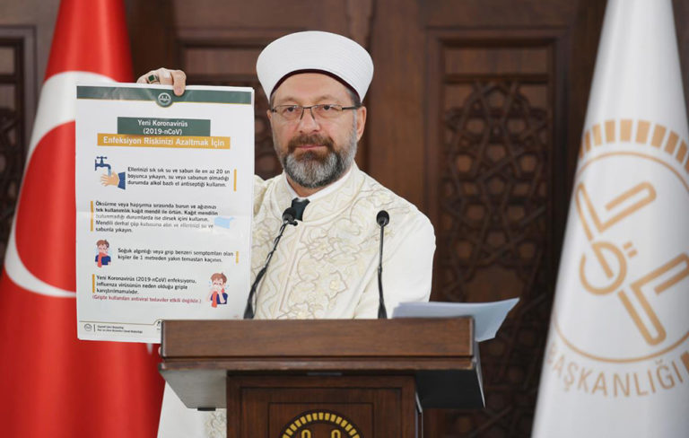 Diyanet İşleri Başkanı Erbaş: Cami ve mescitlerde cemaatle namaza ara verildi