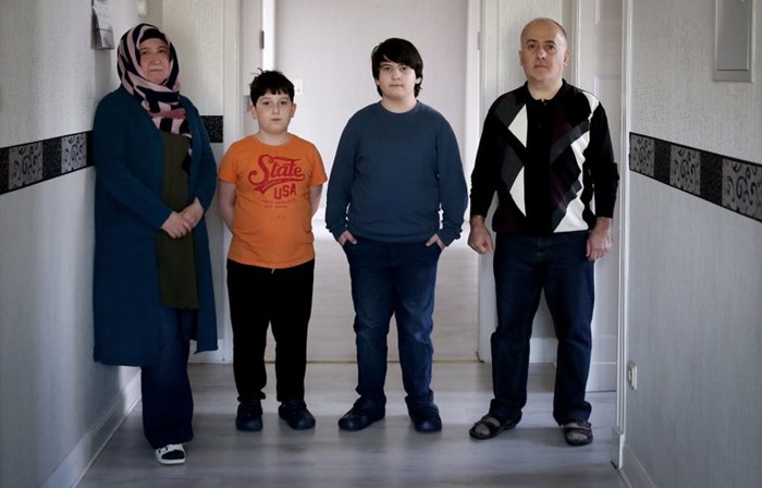 Dört yıldır 4 duvar arasında: En son durağı mülteci kampı oldu