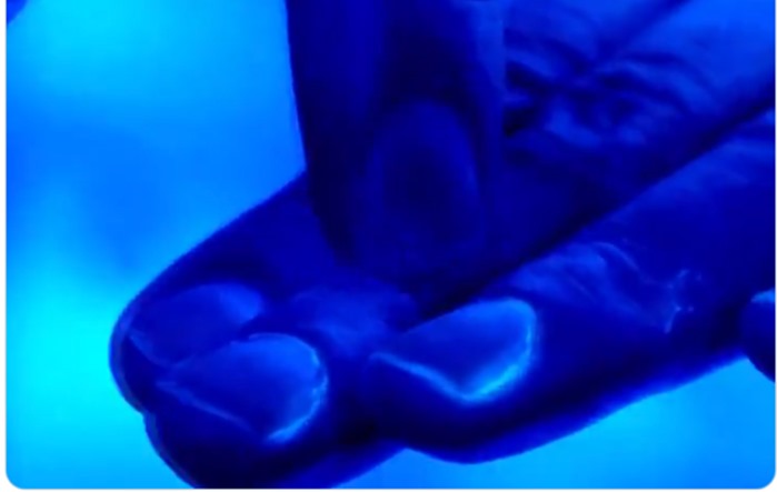 Mikroplar morötesi ışık altına gösterildi: ‘Kirli eller virüsün yayılmasında nasıl bir rol oynuyor?