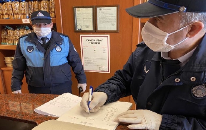 Bakırköy’de 1.5 liralık ekmeği 5 liraya satan fırın cezayı yedi!