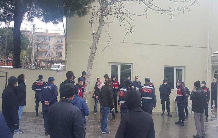 2 yaşındaki Elif Zehra hem annesiz hem babasız kaldı!