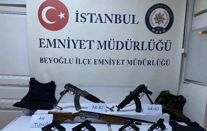 istanbul, kalaşnikoflu çatışma