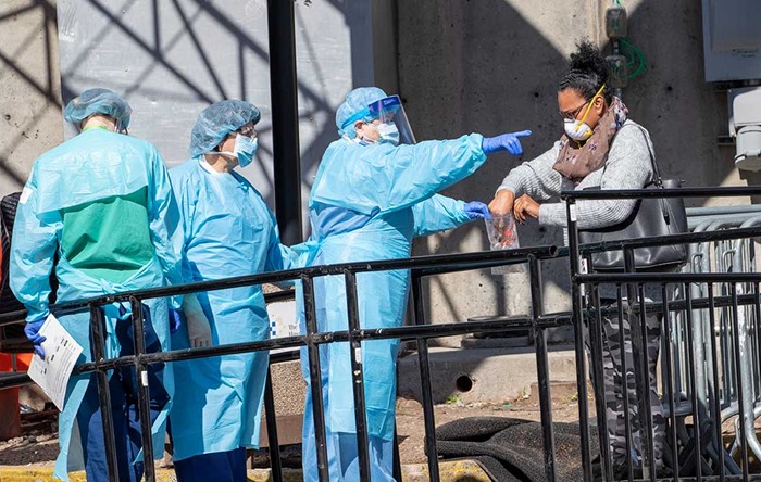 Ölümlerin 11 bine yaklaştığı ABD ‘başka ülkelerin sağlık malzemelerine el koyuyor’ iddiası