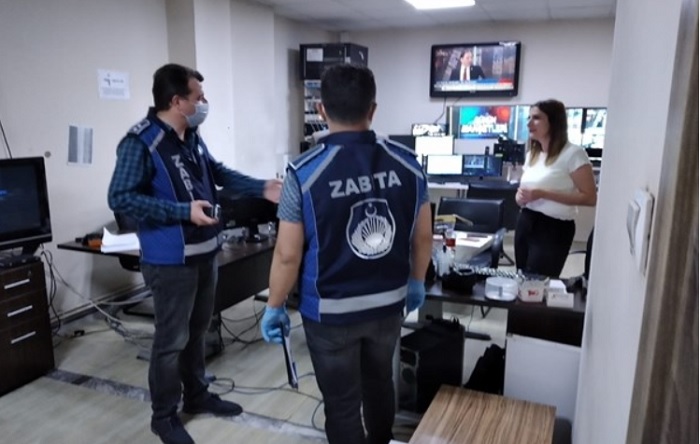 AKP’li Başkan’dan yerel basınının sesini kısmak için ruhsat denetimi!