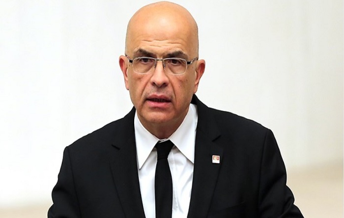 AYM, Enis Berberoğlu kararını erteledi