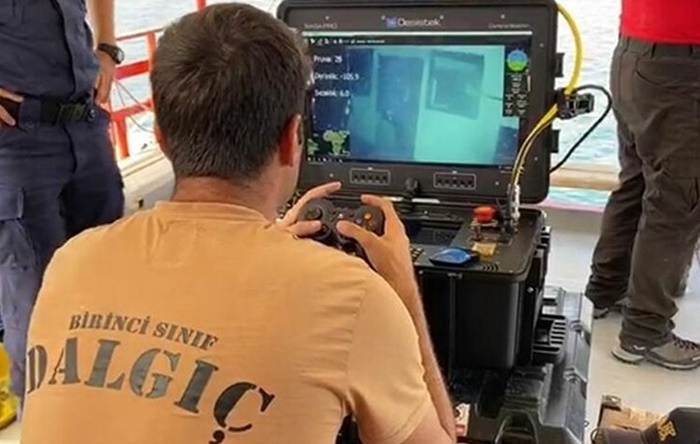 Van Gölü’nde 60 kişiyle batan tekne 107 metre derinlikte tespit edildi