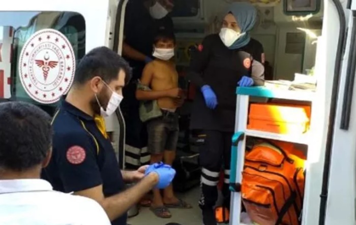 11 yaşındaki çocuk aynı yaştaki arkadaşının bıçaklı saldırısına uğradı!