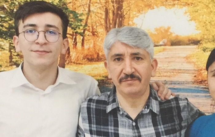 Tutuklu savcı Sarıkaya’nın oğlu: ‘Babam 820 gün tek kişilik hücrede kaldı, beyninde tümör var; neyi bekliyorsunuz?’