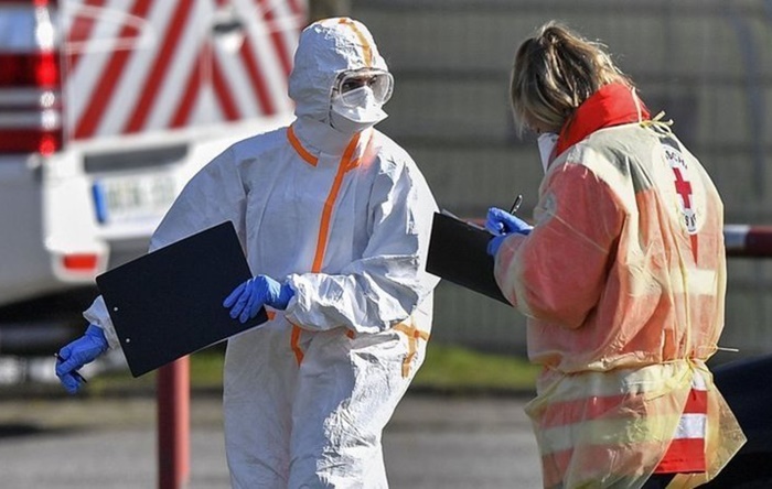 Alman hükümeti salgın önlemlerini sertleştirmeye hazırlanıyor