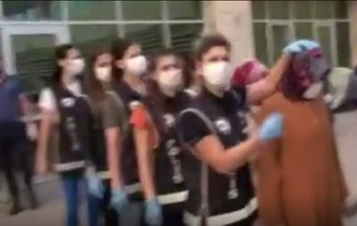 KHK’lıların iş bulmasına yardım ettikleri gerekçesiyle 23 kişi gözaltına alındı