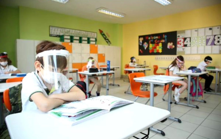 Koronavirüs salgınında 936 kolej battı