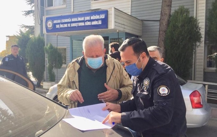 Erdoğan’a hakaretten gözaltına alınan eski bakan serbest bırakıldı