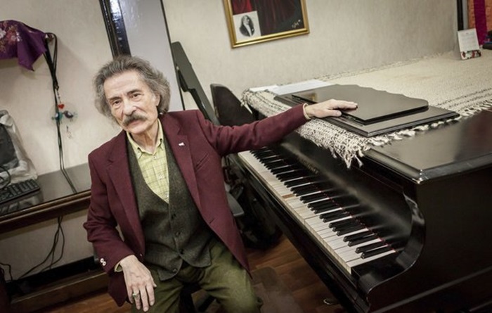 Sanatçı Timur Selçuk hayatını kaybetti