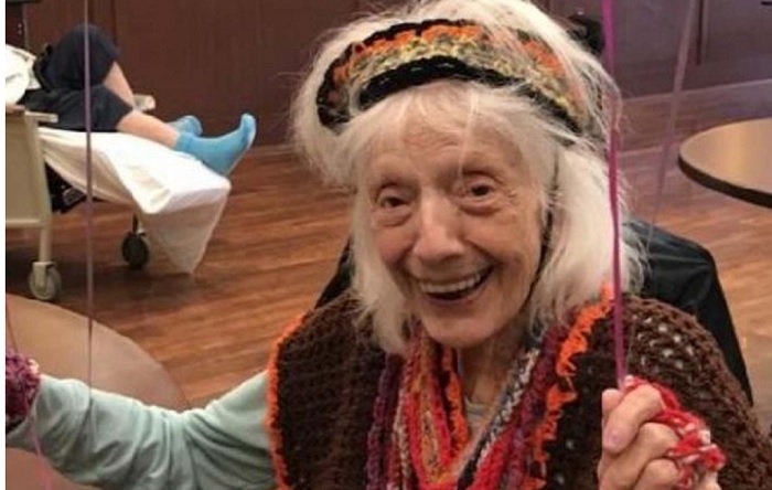 102 yaşındaki kadın 9 ayda iki kez koronavirüsü yendi