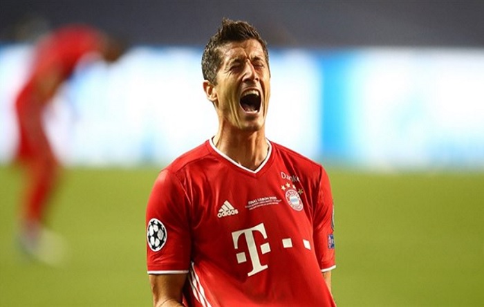 Bayern Münih’in golcüsü Robert Lewandowski yılın futbolcusu seçildi