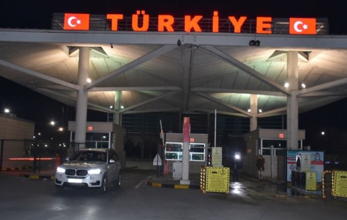 Sınırlarda koronavirüs testi ibraz zorunluluğu başladı