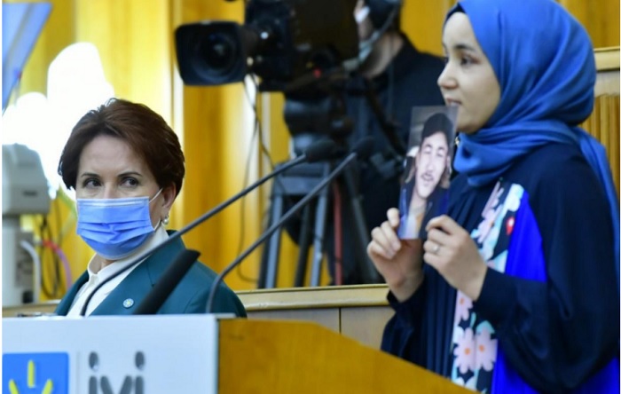 Akşener, Doğu Türkistanlı kadını yayına çıkarınca TBMM TV yayını kesti