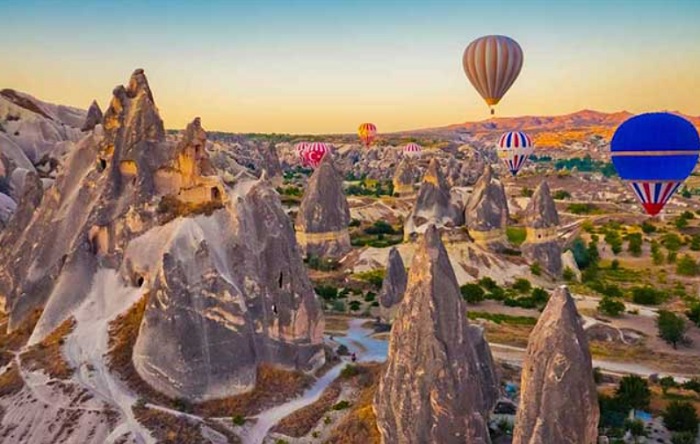 Kapadokya’da balon düştü: 2 turist öldü, 3 kişi yaralandı
