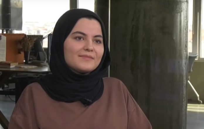 Şeyma Altundal, boğaziçi başörtülü öğrenci