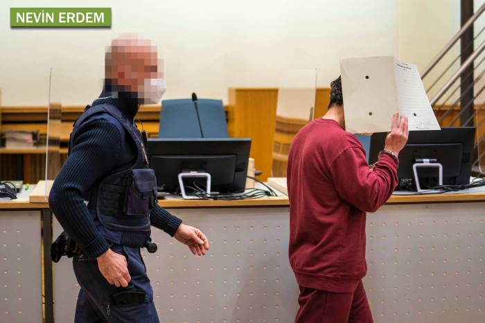 Alman yargısı Suriyeliler için adalet peşinde