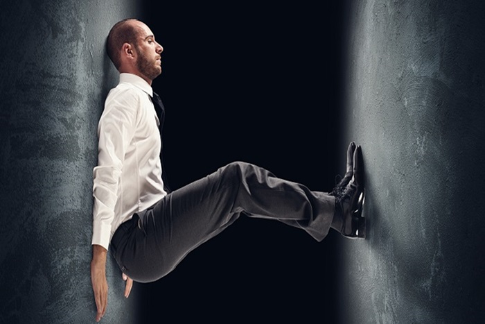 Prangalardan nasıl kurtulabiliriz? | Psikolog Yasemin Milhan ile Can Kırıkları